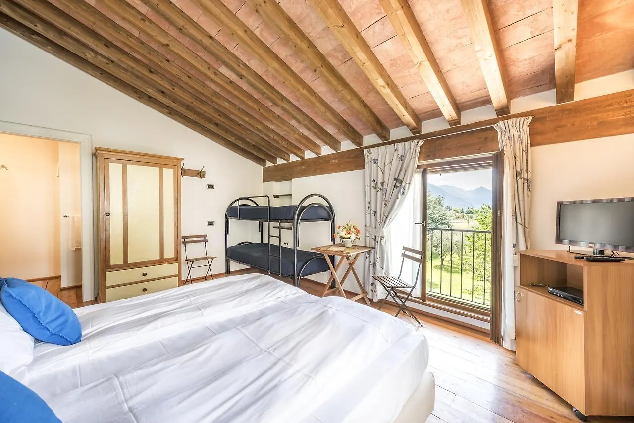 Agriturismo Ca Del Lago Gravedona 0*,